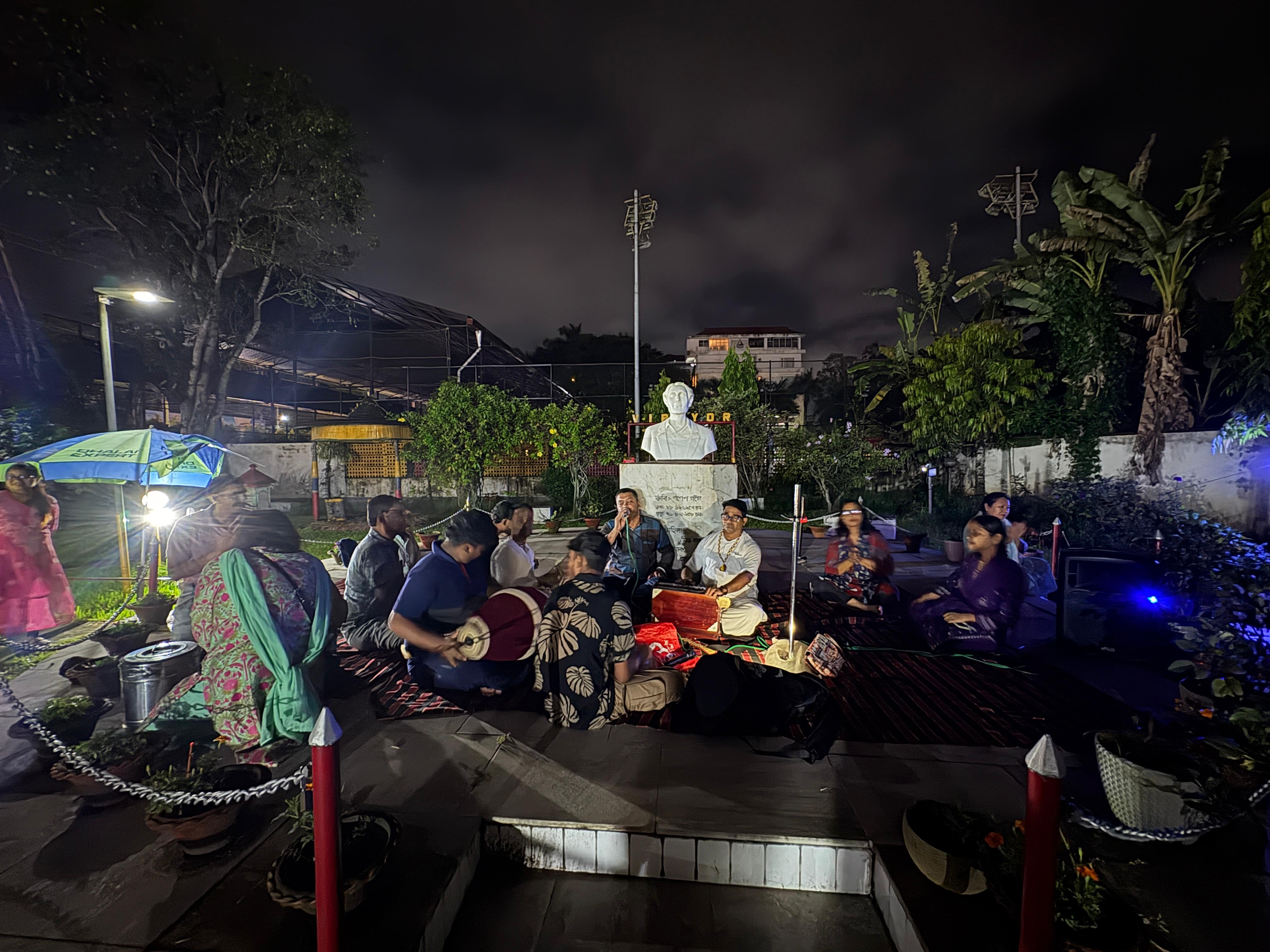 Evening Sankirtan